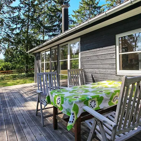 5 Person In Vaeggerlose Bøtø By